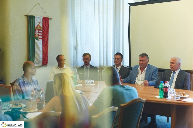 Informatikai sajtótájékoztató a kórházban - fotó Szarka Lajos