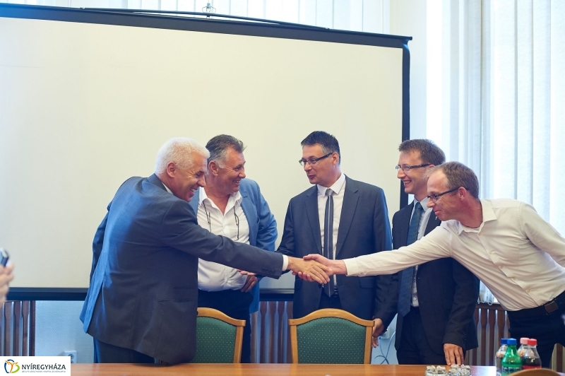 Informatikai sajtótájékoztató a kórházban - fotó Szarka Lajos