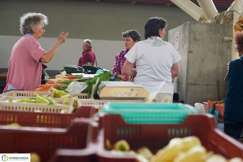 Piac szépségverseny és új parkolók - fotó Szarka Lajos
