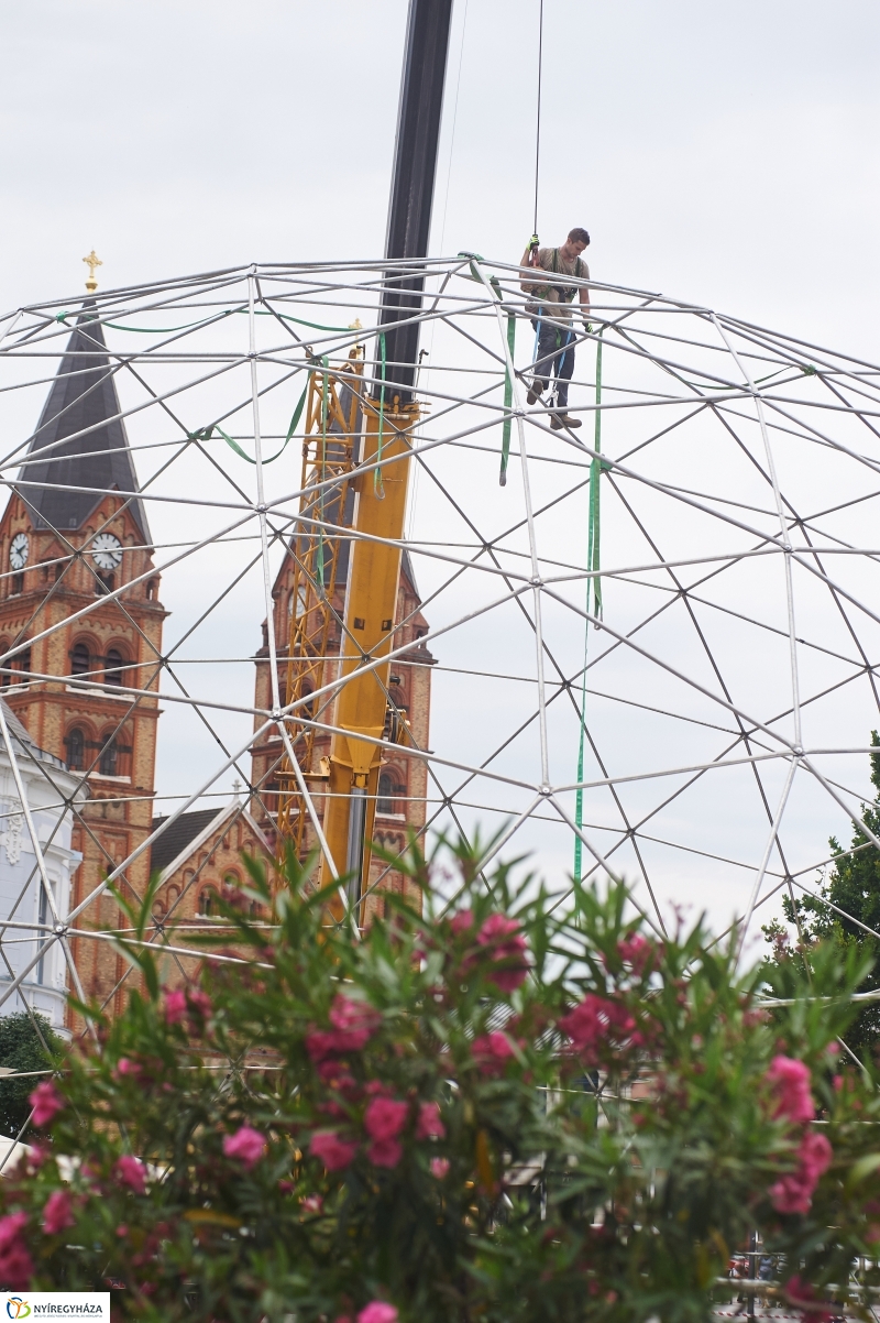 Készülődés a bringa fesztiválra - fotó Szarka Lajos