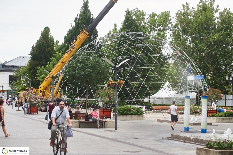 Készülődés a bringa fesztiválra - fotó Szarka Lajos