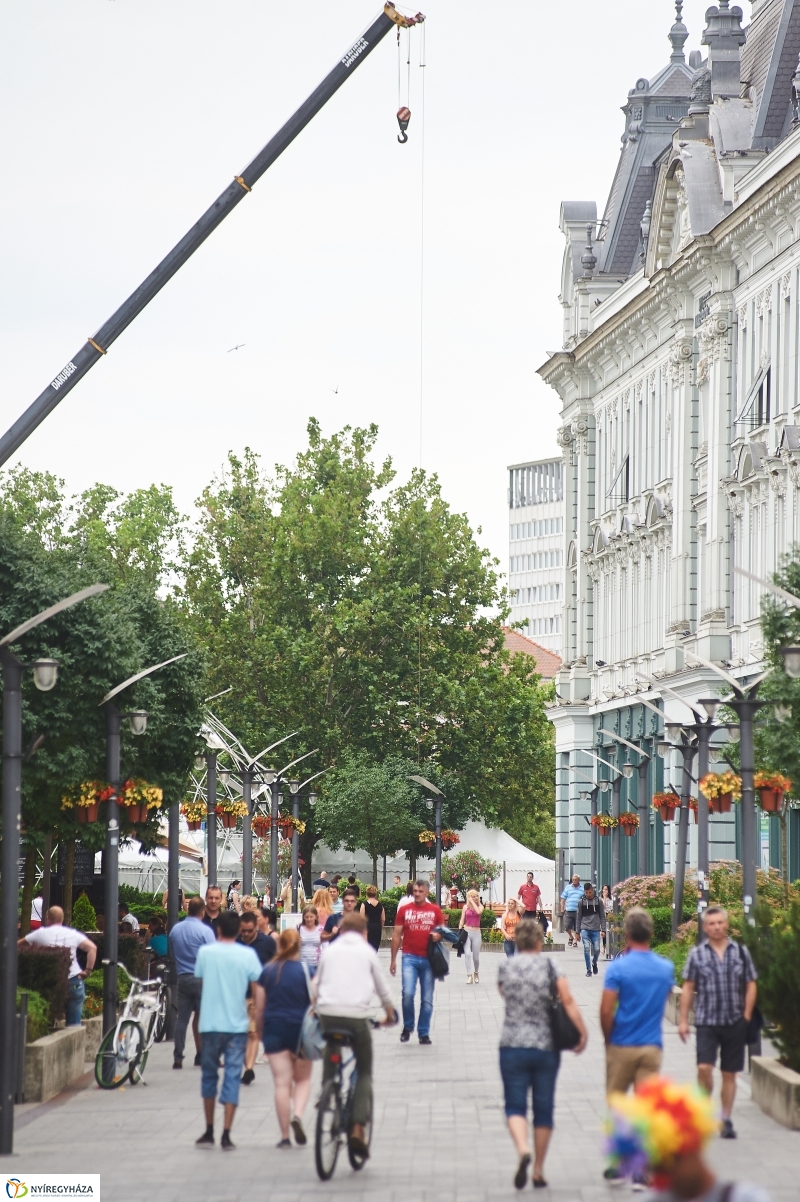 Készülődés a bringa fesztiválra - fotó Szarka Lajos