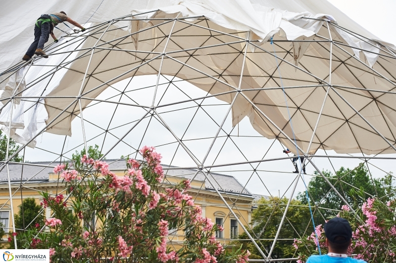 Készülődés a bringa fesztiválra - fotó Szarka Lajos