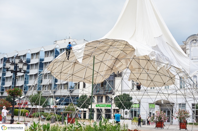 Készülődés a bringa fesztiválra - fotó Szarka Lajos