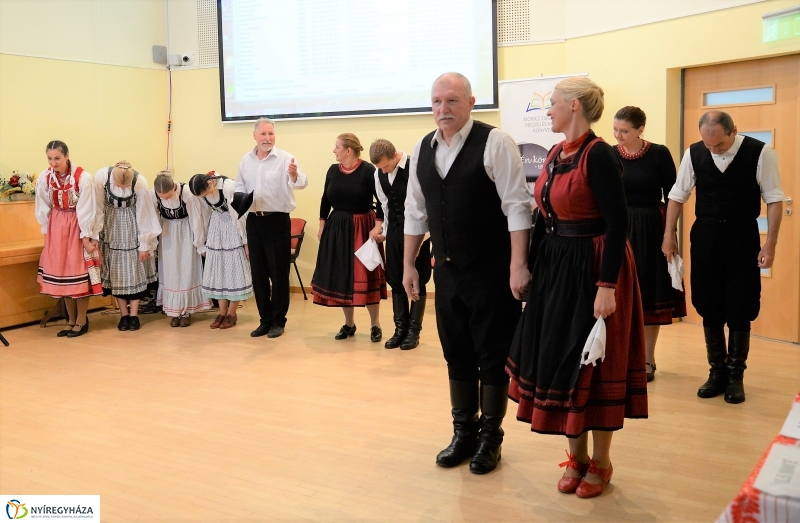 A Szabolcs Néptáncegyüttes bemutatkozása az Értékes Esték sorozatban