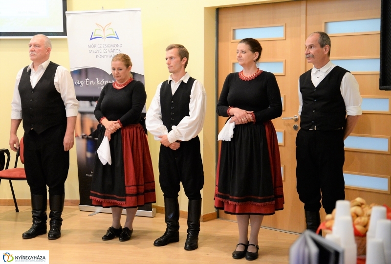 A Szabolcs Néptáncegyüttes bemutatkozása az Értékes Esték sorozatban