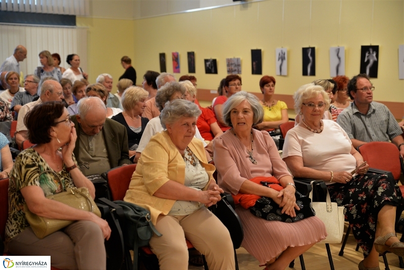 A Szabolcs Néptáncegyüttes bemutatkozása az Értékes Esték sorozatban