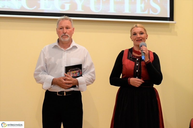 A Szabolcs Néptáncegyüttes bemutatkozása az Értékes Esték sorozatban