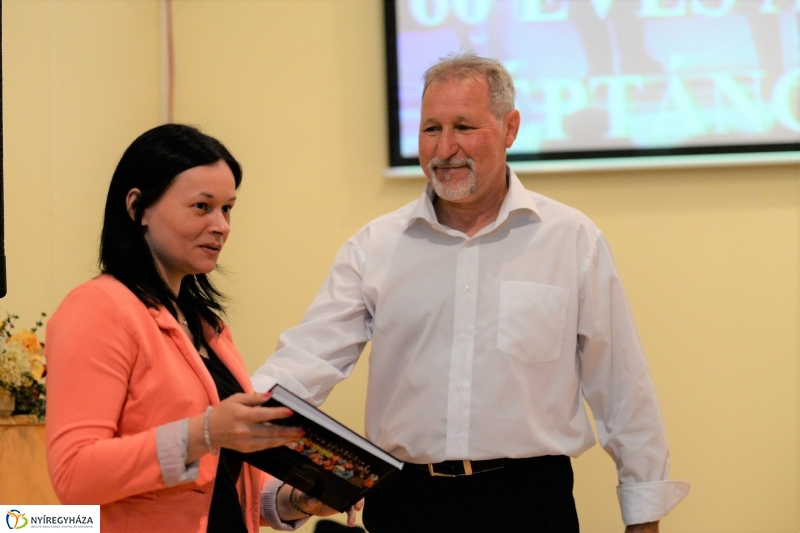 A Szabolcs Néptáncegyüttes bemutatkozása az Értékes Esték sorozatban