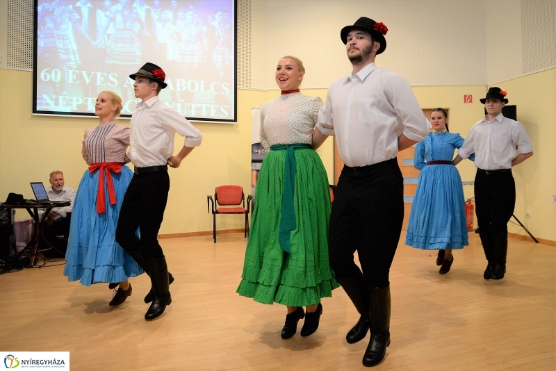 A Szabolcs Néptáncegyüttes bemutatkozása az Értékes Esték sorozatban