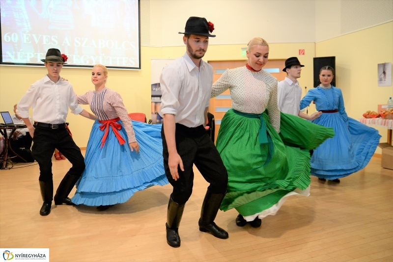 A Szabolcs Néptáncegyüttes bemutatkozása az Értékes Esték sorozatban