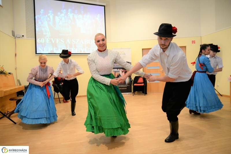 A Szabolcs Néptáncegyüttes bemutatkozása az Értékes Esték sorozatban