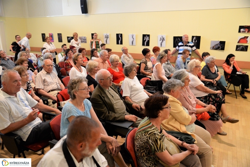 A Szabolcs Néptáncegyüttes bemutatkozása az Értékes Esték sorozatban