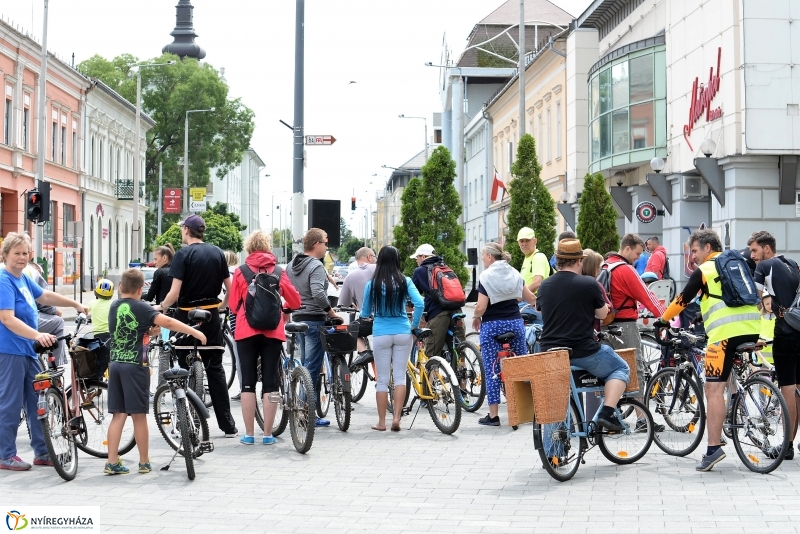 Elrajtolt a Vidám Kerekezés