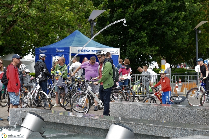 Elrajtolt a Vidám Kerekezés