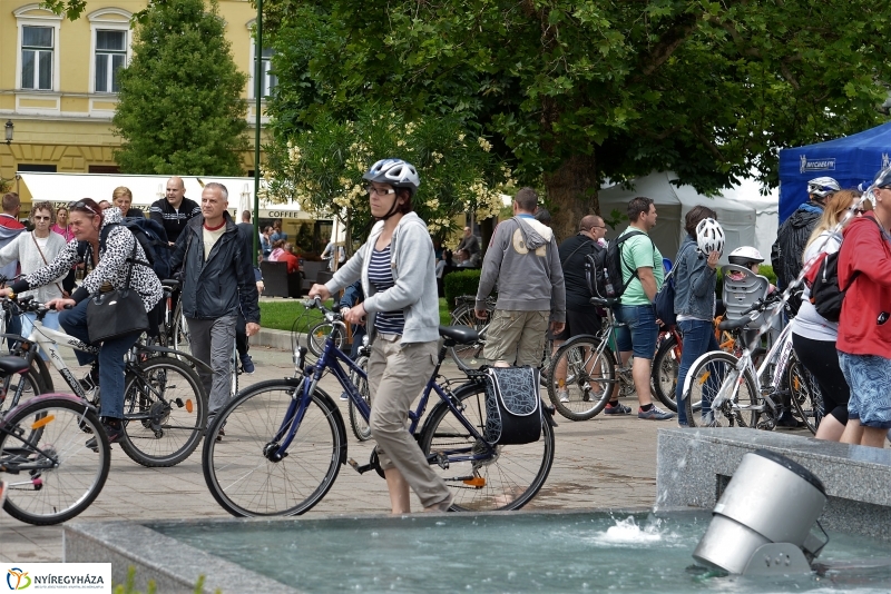 Elrajtolt a Vidám Kerekezés