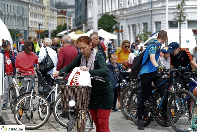 Elrajtolt a Vidám Kerekezés