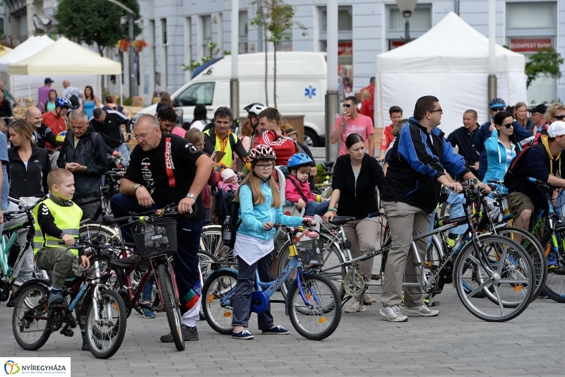 Elrajtolt a Vidám Kerekezés