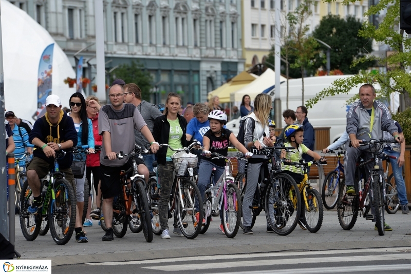 Elrajtolt a Vidám Kerekezés
