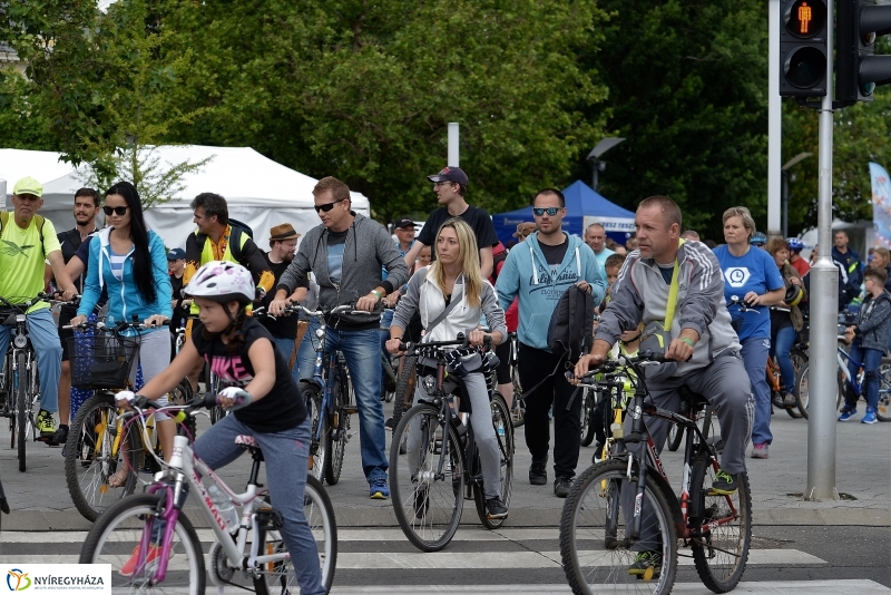 Elrajtolt a Vidám Kerekezés