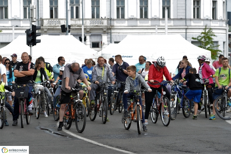 Elrajtolt a Vidám Kerekezés