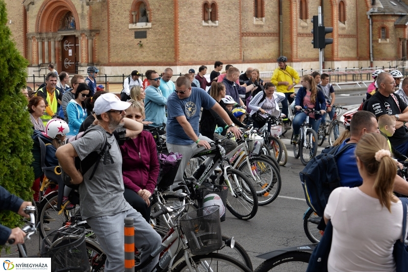 Elrajtolt a Vidám Kerekezés
