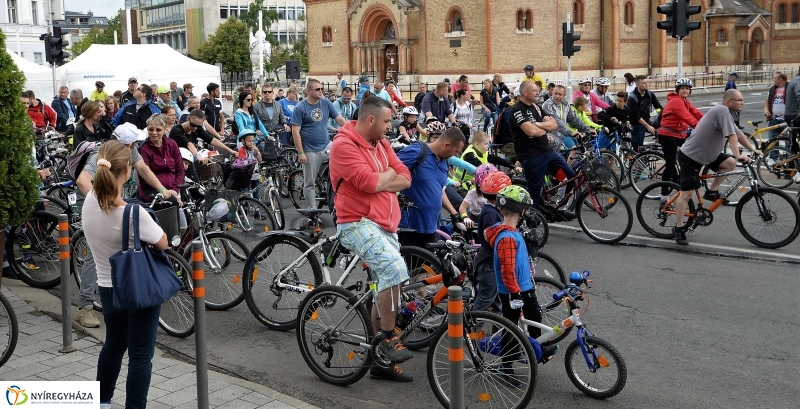 Elrajtolt a Vidám Kerekezés