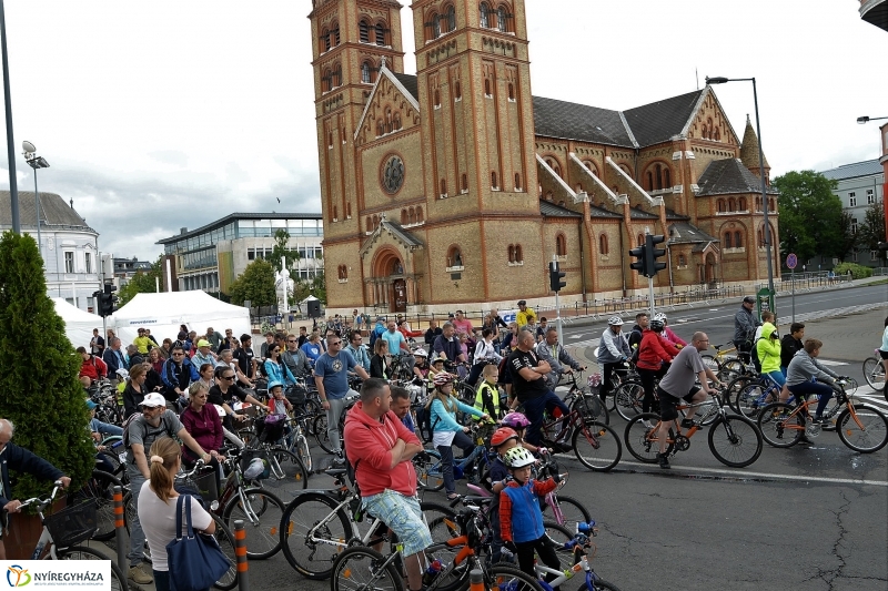 Elrajtolt a Vidám Kerekezés