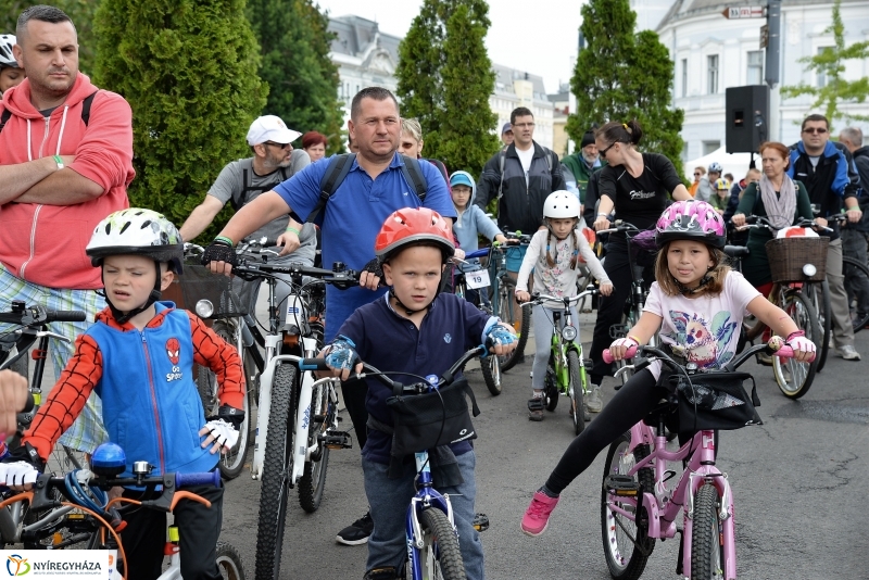 Elrajtolt a Vidám Kerekezés
