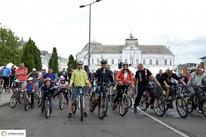 Elrajtolt a Vidám Kerekezés