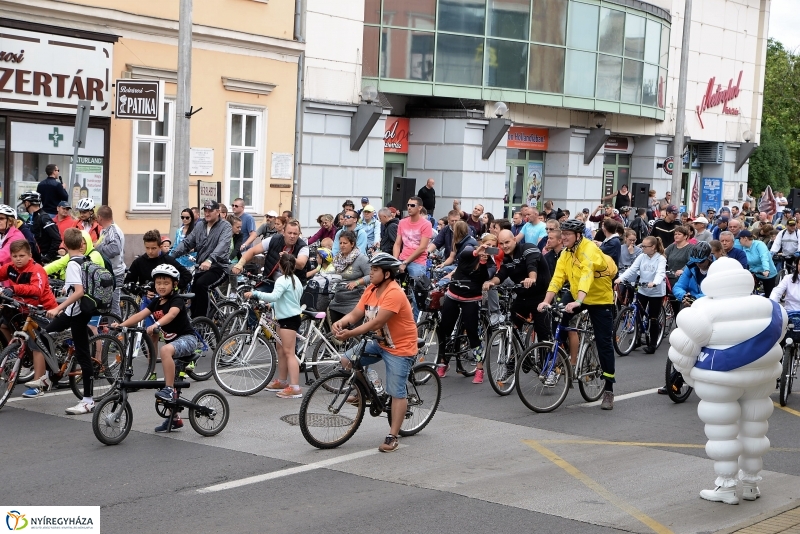 Elrajtolt a Vidám Kerekezés