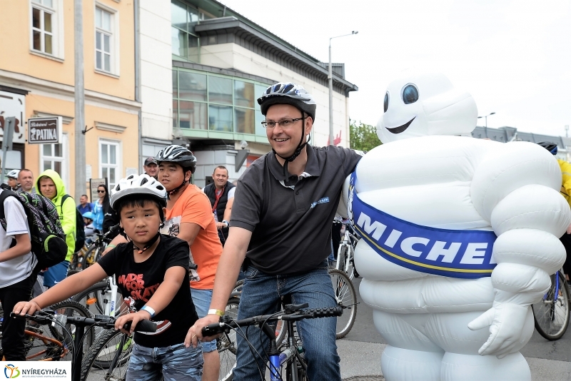 Elrajtolt a Vidám Kerekezés