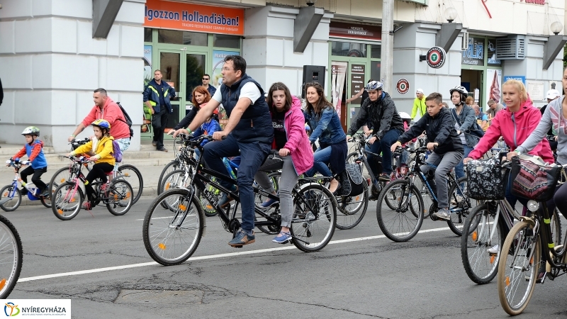 Elrajtolt a Vidám Kerekezés