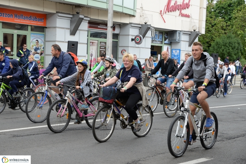 Elrajtolt a Vidám Kerekezés