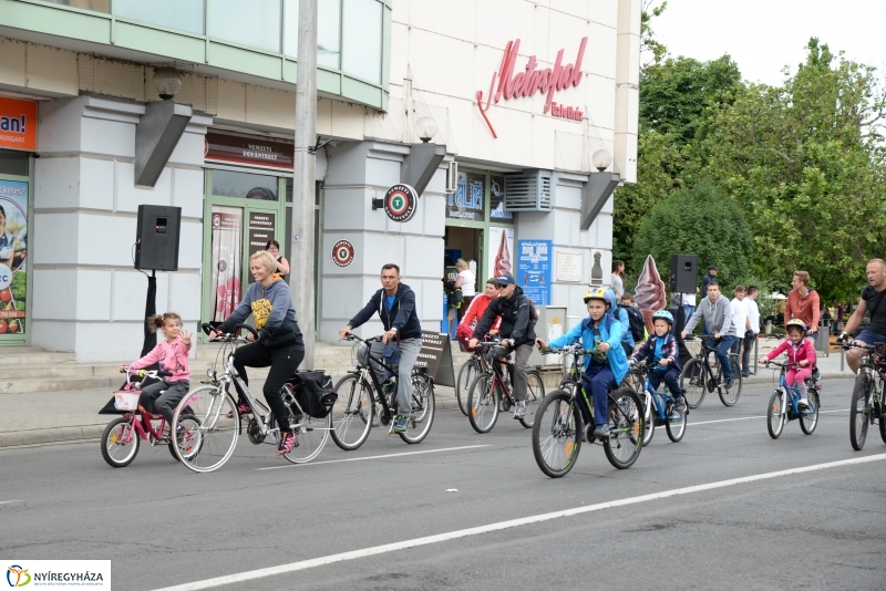 Elrajtolt a Vidám Kerekezés