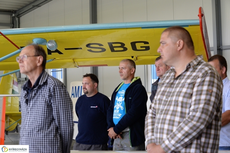 Repülőgép hangár átadás