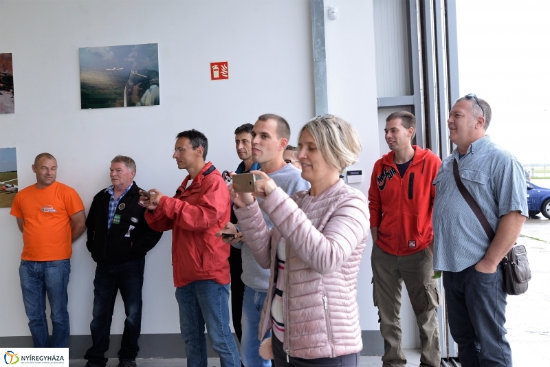 Repülőgép hangár átadás