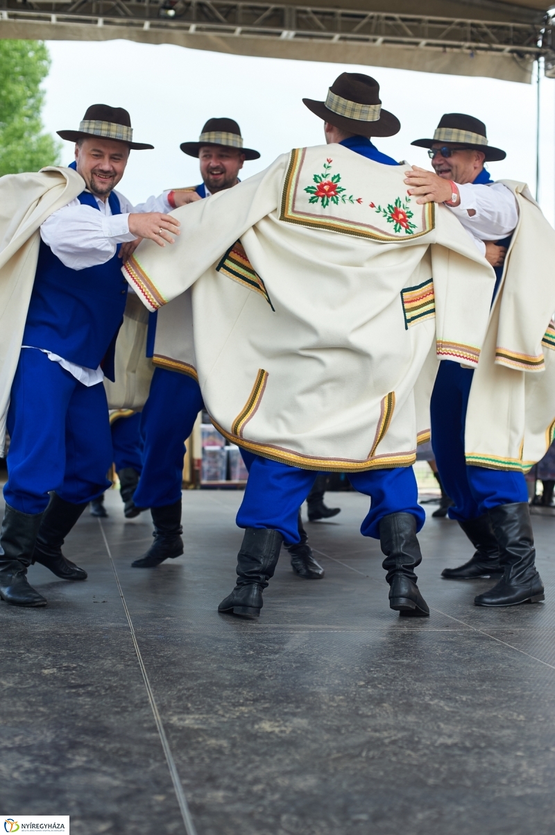 Ajaki lakodalom - fotó Szarka Lajos