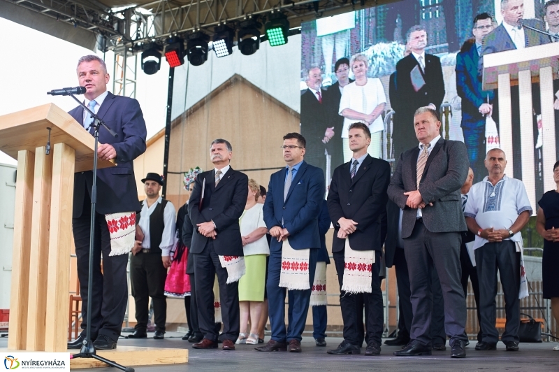 Ajaki lakodalom - fotó Szarka Lajos