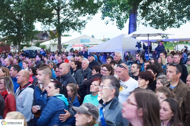 Ajaki lakodalom - fotó Szarka Lajos