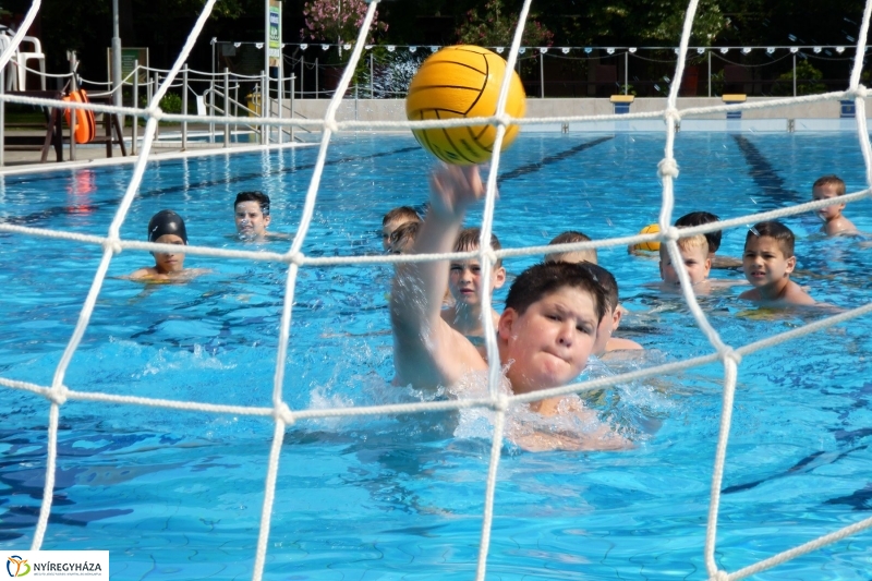 Vízilabda tábor Sóstón - fotó Szarka Lajos