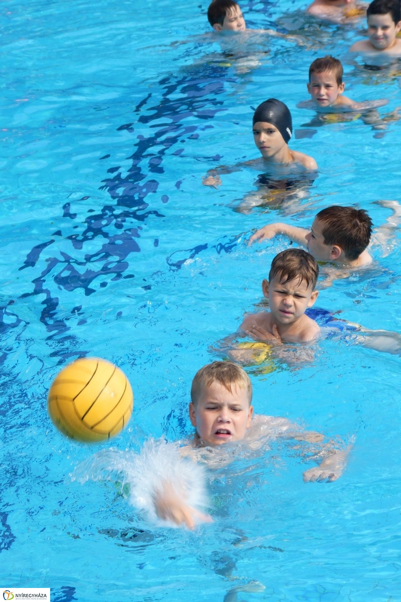 Vízilabda tábor Sóstón - fotó Szarka Lajos