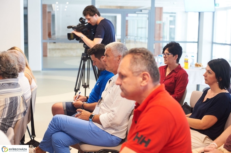 Röplabda sajtótájékoztató - fotó Szarka Lajos