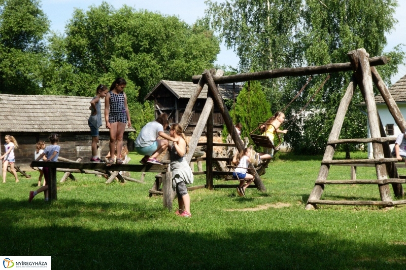 Nyári tábor a múzeumfaluban - fotó Szarka Lajos