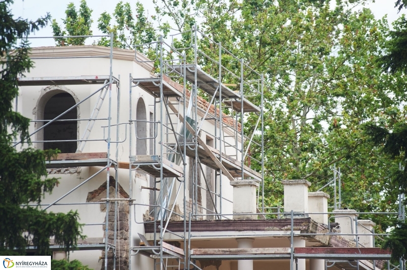 Felújítás a Bencs Villában - fotó Szarka Lajos