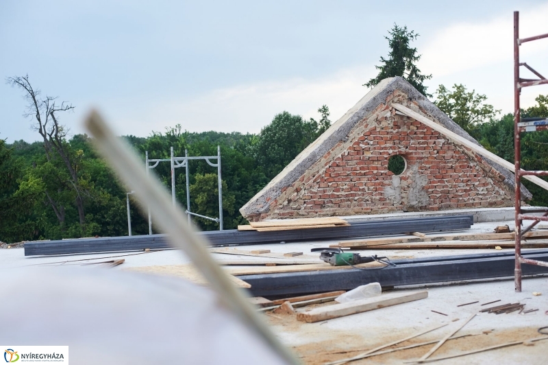 Felújítás a Bencs Villában - fotó Szarka Lajos