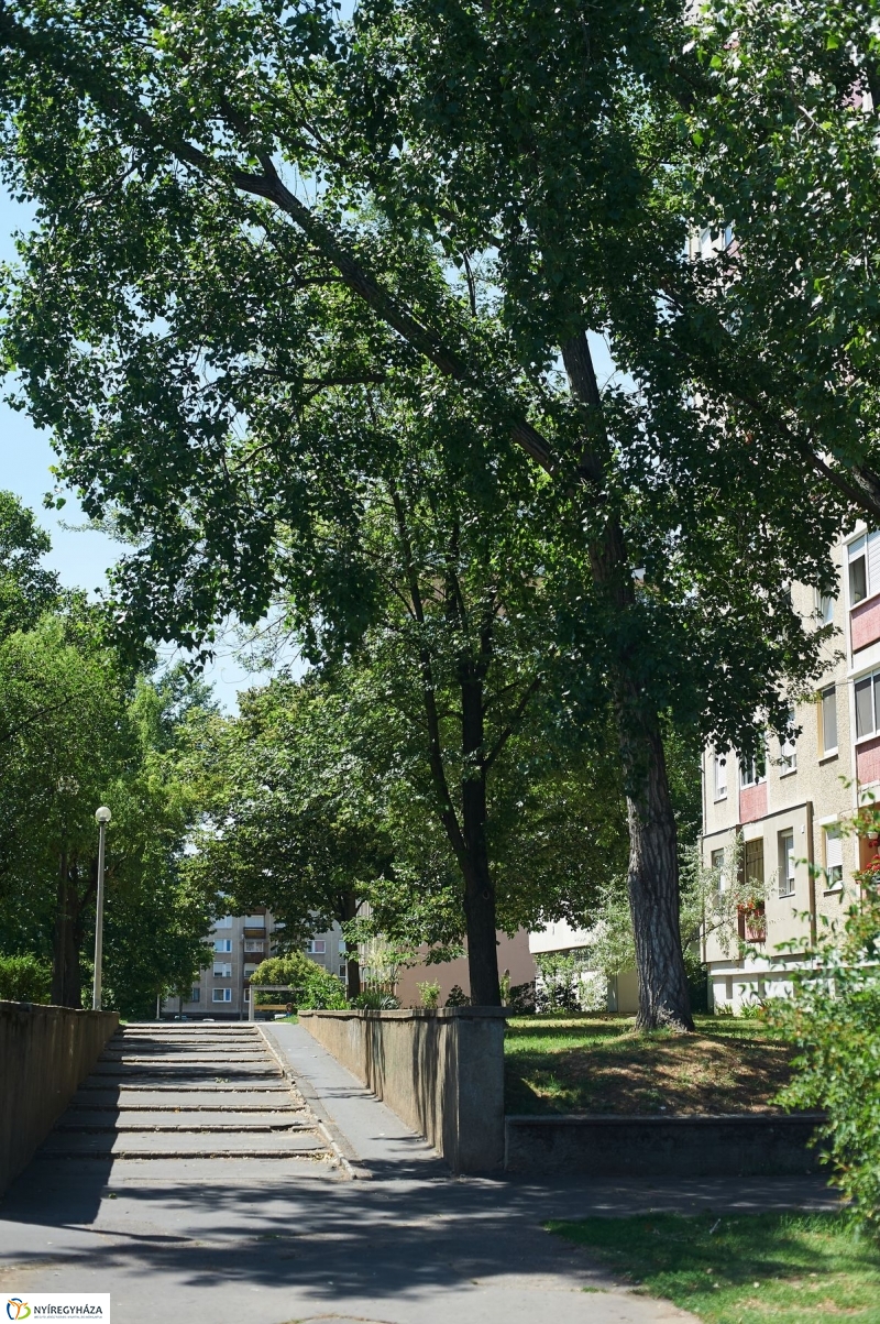 Jósaváros, Május 1 tér - fotó Szarka Lajos