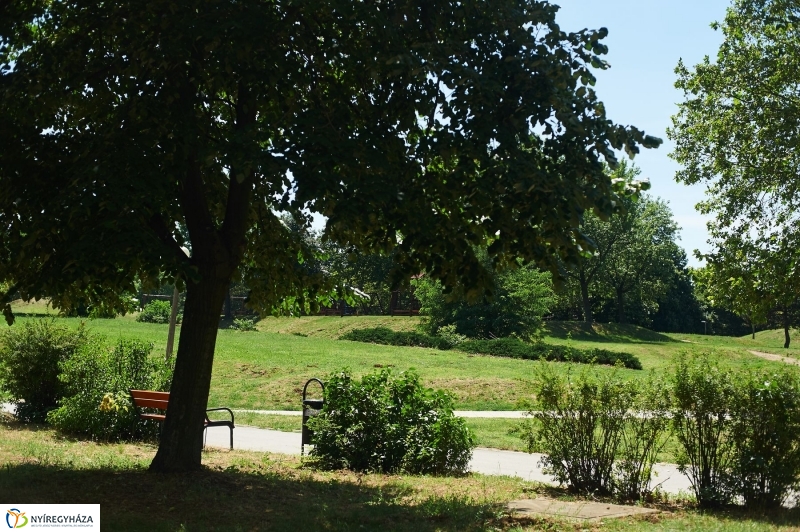 Jósaváros, Május 1 tér - fotó Szarka Lajos