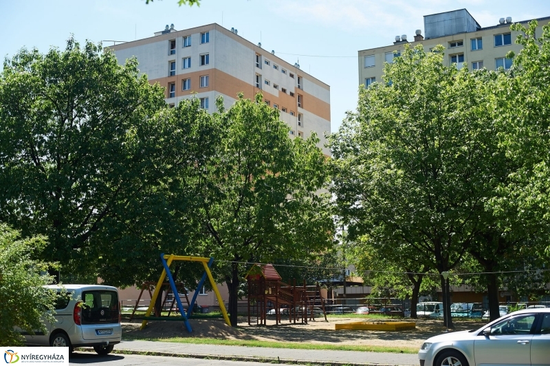 Jósaváros, Május 1 tér - fotó Szarka Lajos