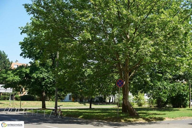 Jósaváros, Május 1 tér - fotó Szarka Lajos